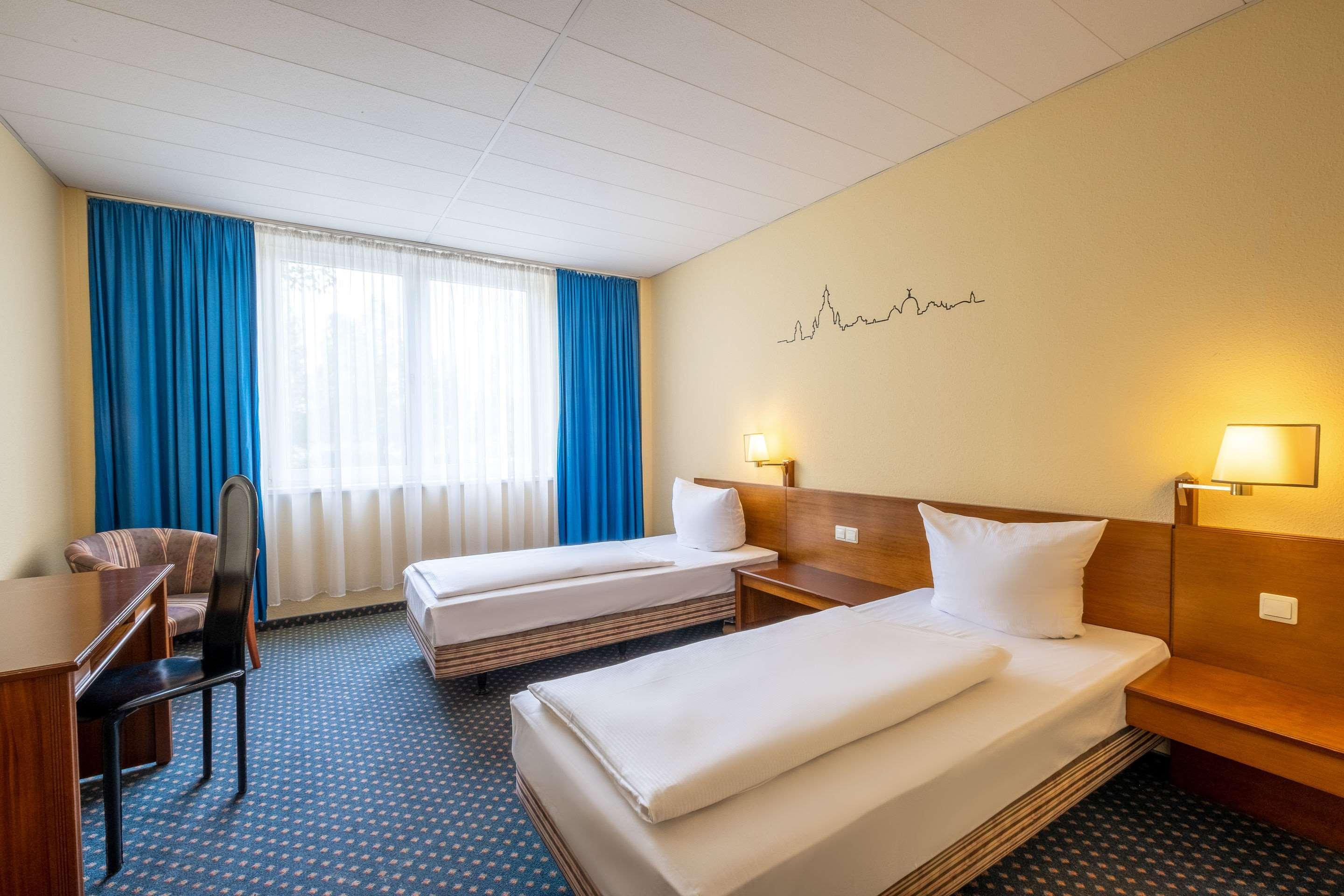 Quick Hotel Dresden West 케셀도르프 외부 사진